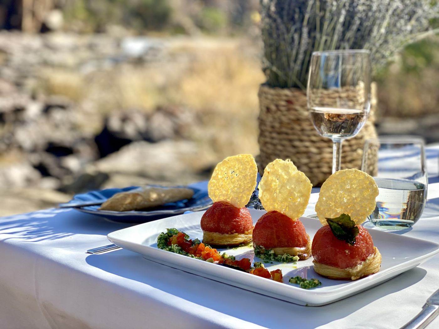 Tomato tarts, lunch by the river