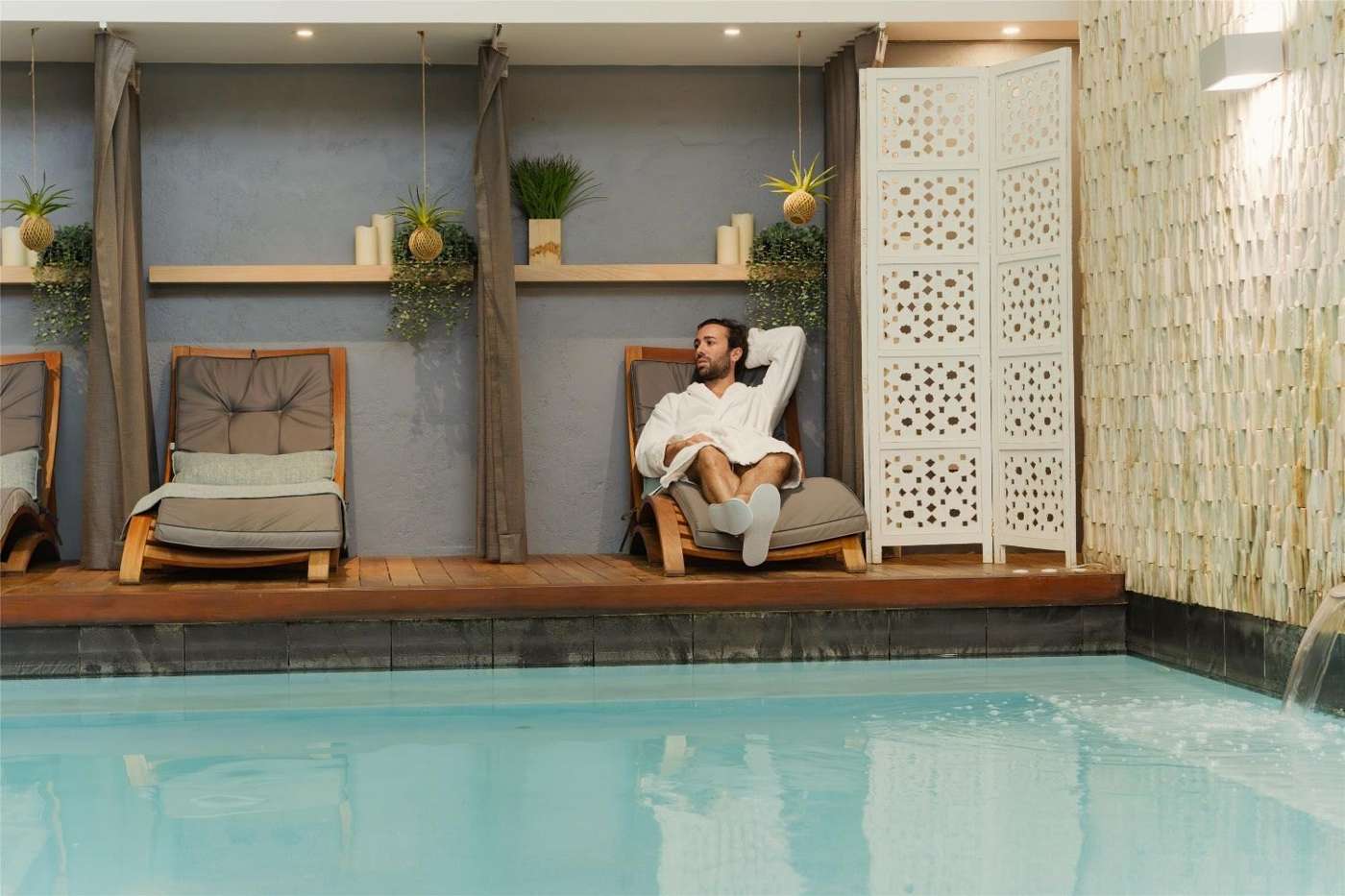 The heated vitality pool in the Amani Spa